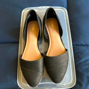 TOMS black flats